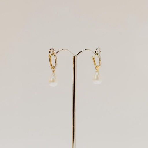 Diamond and White Shell Pearl